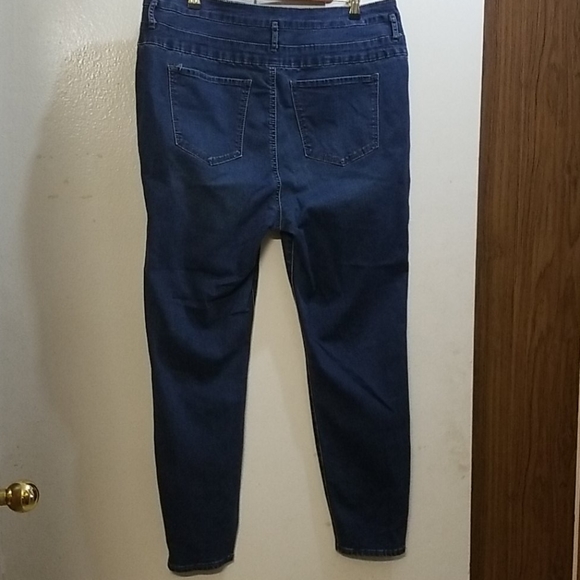Refuge Jeans Size 20 - Picture 2 of 5